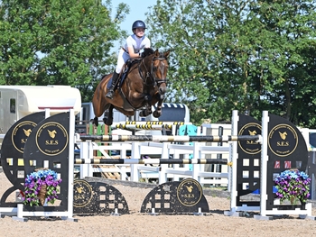 Four Horses Gain Qualification to Contend for the Big Star Trophy in the Prestige Italia Big Star Championship Qualifier at Arena UK Four Horses Gain Qualification to Contend for the Big Star Trophy in the Prestige Italia Big Star Championship Qualifier at Arena UK
